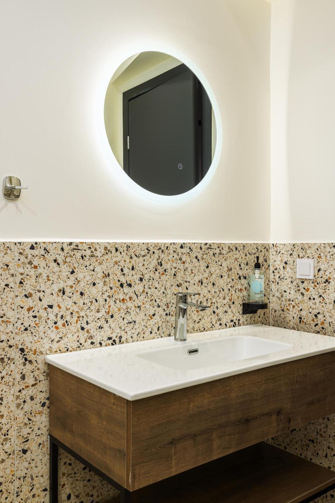 Boat House - Near Papafi Metro Station Apartment Tesalonika Bagian luar foto